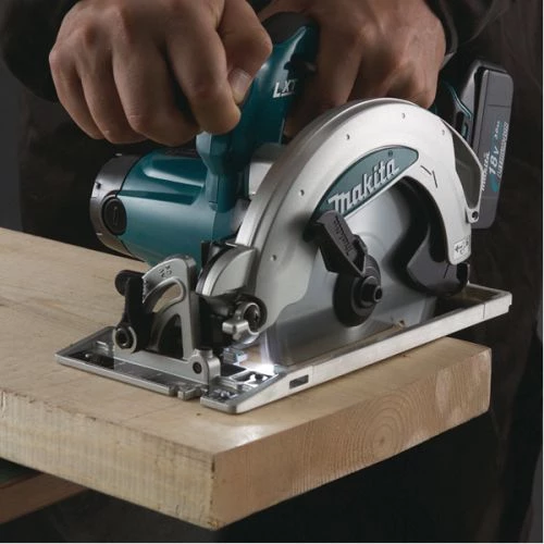 Scie circulaire 18V Makita DSS610Z (sans batterie ni chargeur) – Image 4